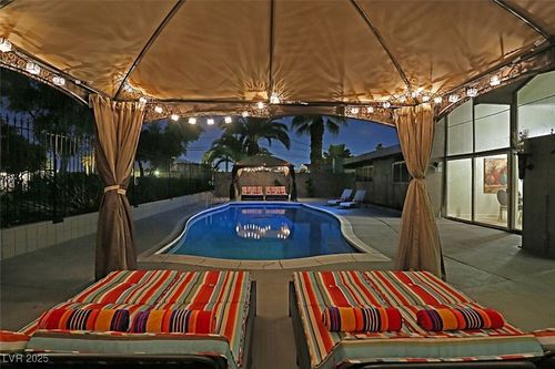 3538 Pueblo Way, Las Vegas, NV, 89169-3339 | Card Image