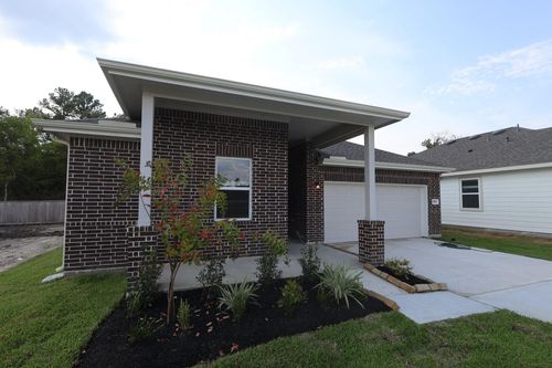 518 Monarch Trail, Huntsville, TX, 77340 | Card Image