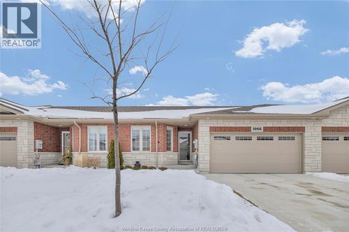 1066 Copeland, Windsor, ON, N8P0C3 | Card Image