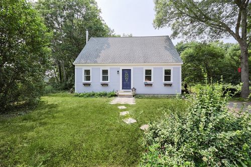 21 Shannon Way, Centerville, MA, 02632-7104 | Card Image