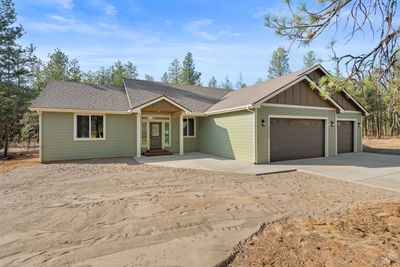 20208 S Spangle Creek Rd, Home with 3 bedrooms, 3 bathrooms and null parking in Spokane WA | Image 1