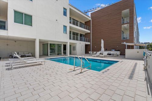 302-332 Cocoanut Ave, SARASOTA, FL, 34236-5095 | Card Image