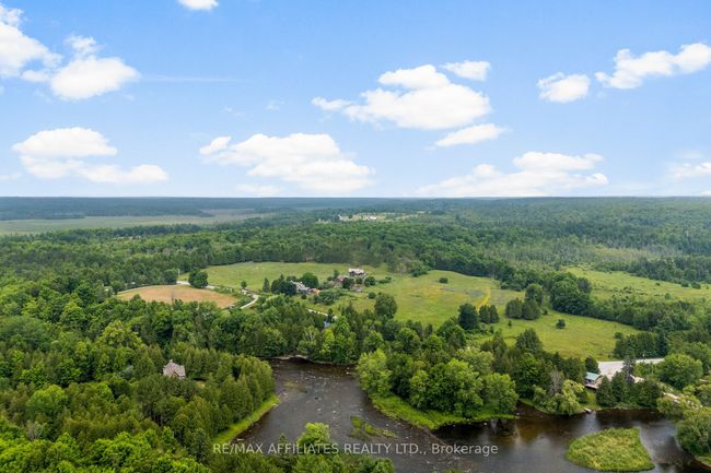 1415 Sheridan Rapids Rd, Home with 4 bedrooms, 4 bathrooms and 12 parking in Lanark ON | Image 46