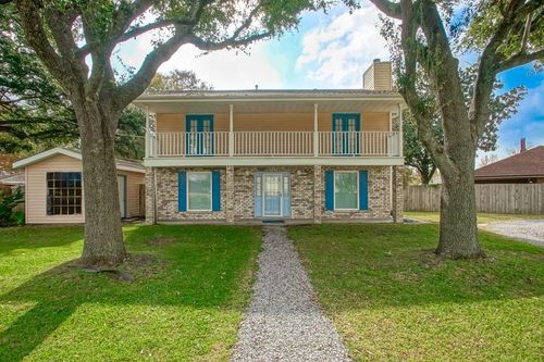 10216 Russell St, River Ridge, LA, 70123-1477 | Card Image