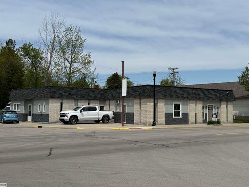 38 S Ridge St, Port Sanilac, MI, 48469-9789 | Card Image