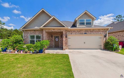 116 Logans Mill Trl, Warner Robins, GA, 31093-8972 | Card Image