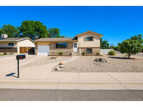3501 White Pine Ct, Pueblo, CO, 81005-2863 | Card Image