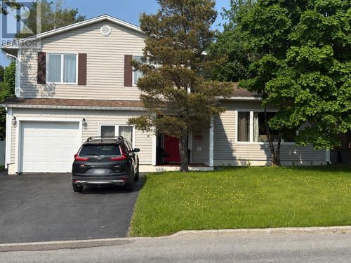 118 Bennett Dr, Gander, NL, A1V1N6 | Card Image