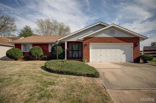 1814 Muny Vista Ct, Alton, IL, 62002-5655 | Card Image