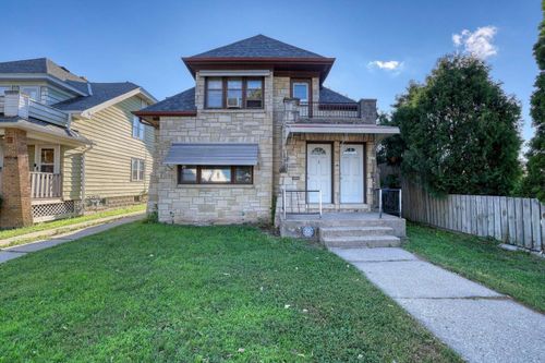 2645 N 59th St, Milwaukee, WI, 53210-2240 | Card Image