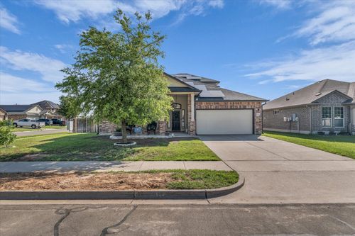 9453 Centennial Dr, Waco, TX, 76708-6201 | Card Image