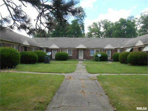 apt-j-1728 E Locust St, Davenport, IA, 52803-3262 | Card Image