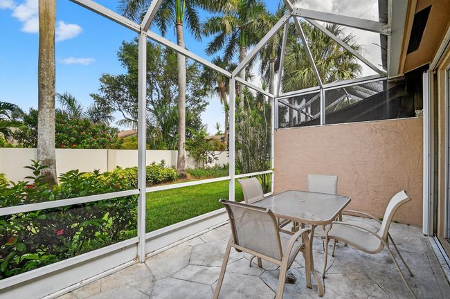 9675 Crescent View Dr N, Condo with 3 bedrooms, 2 bathrooms and null parking in Boynton Beach FL | Image 36
