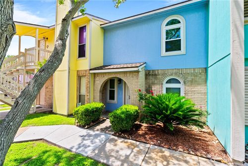 g105-6702 Everhart Rd, Corpus Christi, TX, 78413-2358 | Card Image