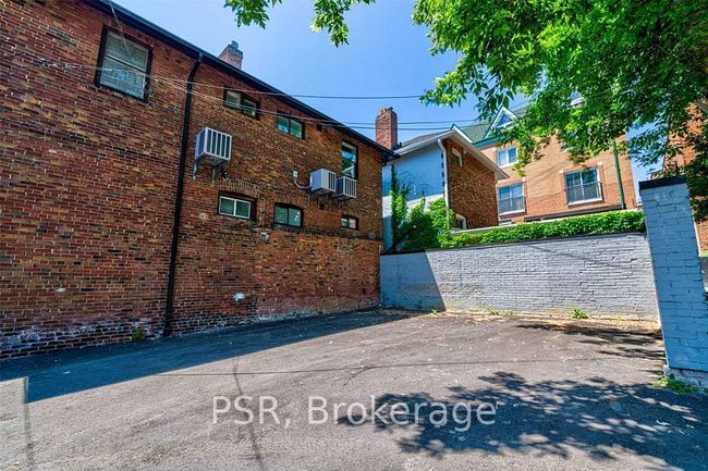 UPPER - 89 Hammersmith Ave, Home with 2 bedrooms, 1 bathrooms and null parking in Toronto ON | Image 12