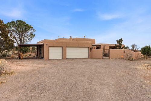 37 Homesteads Rd, Placitas, NM, 87043-9229 | Card Image