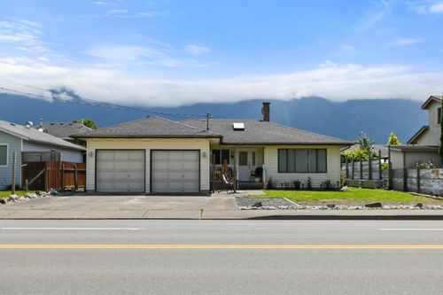 1590 Agassiz-Rosedale Highway, Agassiz, BC, V0M1A2 | Card Image