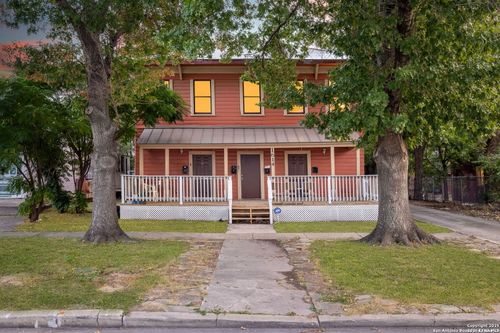 1614 W Kings, San Antonio, TX, 78201 | Card Image