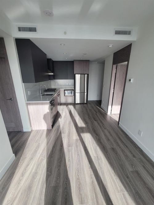 3305-10750 135a Street, Surrey, BC, V3T0V4 | Card Image