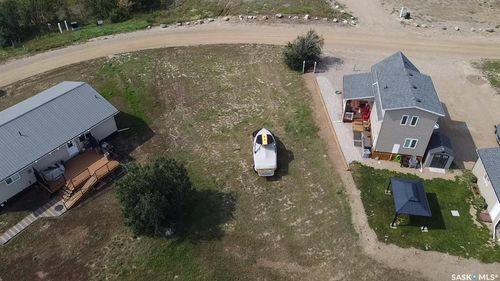 32 Willow Lane, Coteau Rm No. 255, SK, S0L2E0 | Card Image