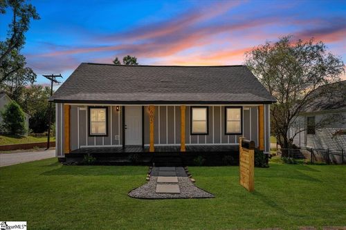 605 Gray St, woodruff, SC, 29388-1749 | Card Image