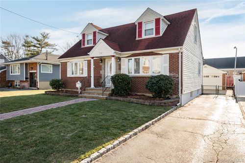 30 First St, Spring Valley, NY, 10977-3854 | Card Image