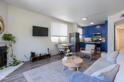 1-12007 Rochester Ave, Los Angeles, CA, 90025-2168 | Card Image