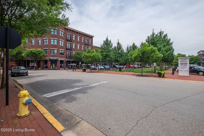 102 - 9508 Norton Commons Blvd, Condo with 2 bedrooms, 2 bathrooms and null parking in Prospect KY | Image 36