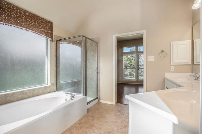 13604 Rainwater Dr, House other with 4 bedrooms, 3 bathrooms and 2 parking in Pearland TX | Image 21