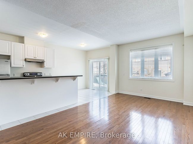 856 Miltonbrook Cres, House attached with 4 bedrooms, 3 bathrooms and 2 parking in Milton ON | Image 15