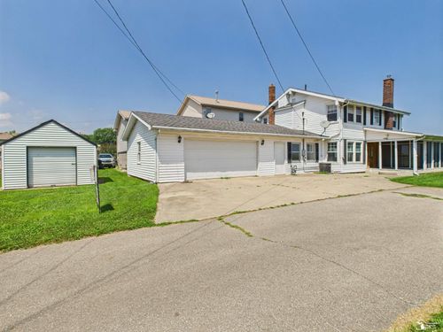 4356 S 14th St, Luna Pier, MI, 48157-9515 | Card Image