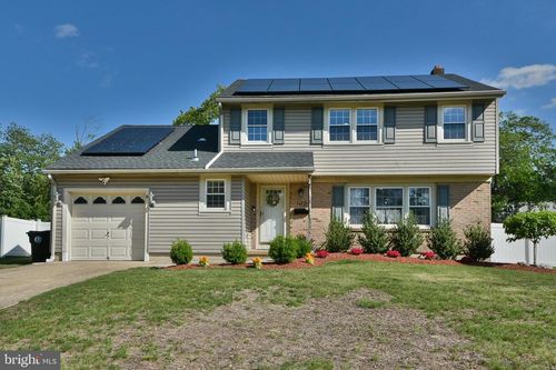 100 Shenandoah Rd, CINNAMINSON, NJ, 08077-3147 | Card Image