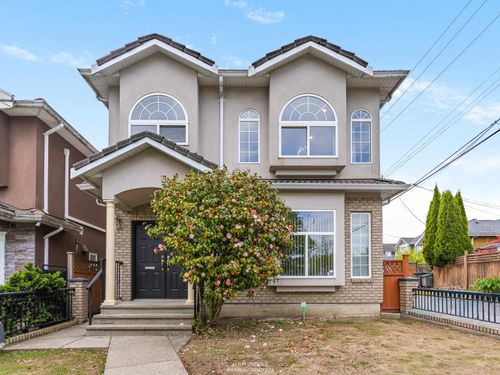 5323 Dumfries St, Vancouver, BC, V5P3A3 | Card Image