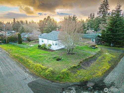 2509 Ne Franklin St, Bremerton, WA, 98310-5302 | Card Image