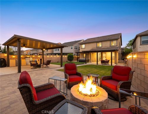 3009 E Arbor Ln, Ontario, CA, 91762-7210 | Card Image