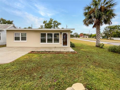 930 School St, CLERMONT, FL, 34711-2658 | Card Image