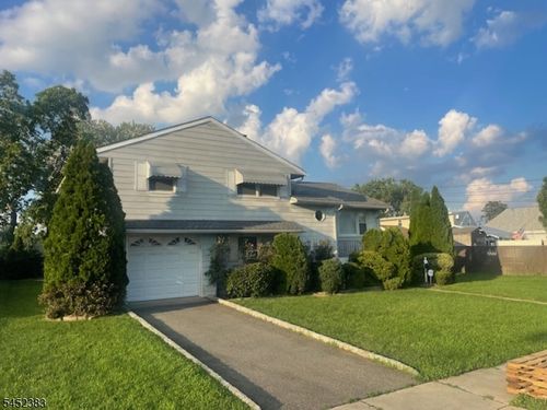 100 Wortylko St, Carteret, NJ, 07008-1616 | Card Image