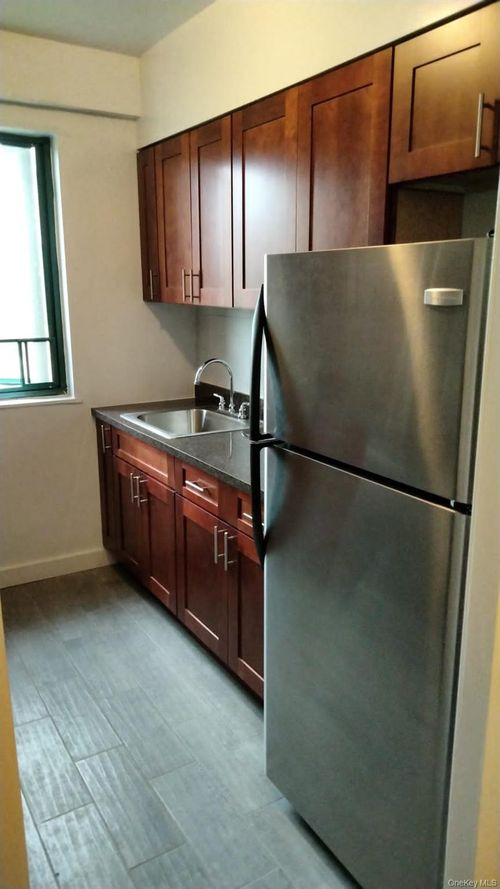 apt-11g-1501 Metropolitan Ave, Bronx, NY, 10462-6163 | Card Image