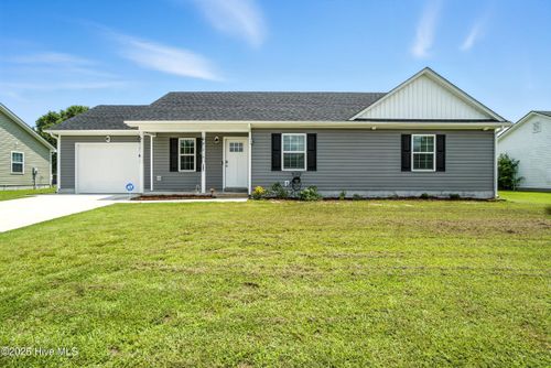 302 Kristin St, Elizabeth City, NC, 27909-7954 | Card Image