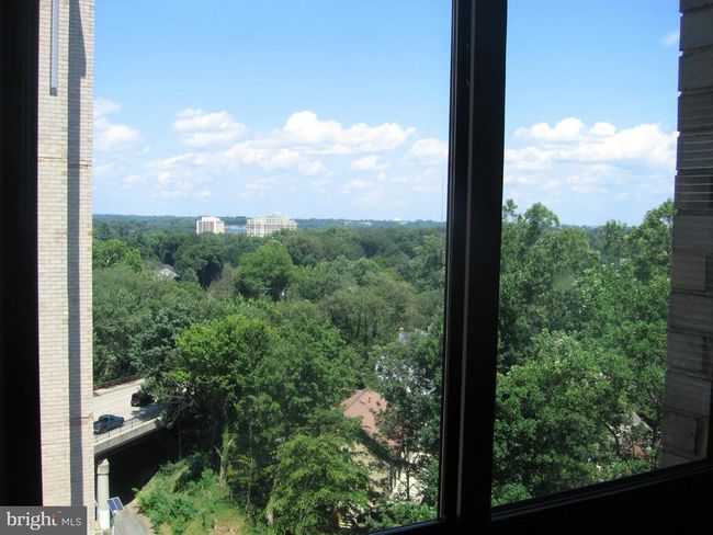 APT-919 - 4242 E West Hwy, Condo with 2 bedrooms, 2 bathrooms and null parking in CHEVY CHASE MD | Image 18