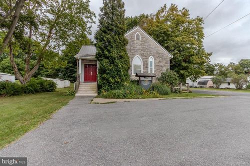 2090 Halfmoon Valley Rd, Port Matilda, PA, 16870-9333 | Card Image