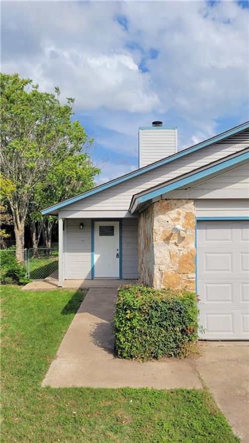 apt-b-15405 Spring Hill Ln, Pflugerville, TX, 78660-3372 | Card Image