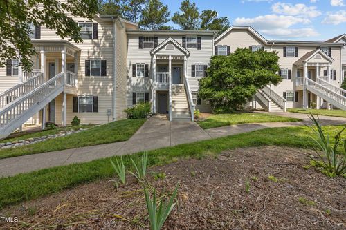 134 Kingsbury Dr, Chapel Hill, NC, 27514-1511 | Card Image