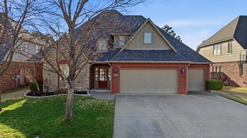 11946 S 90th East Ave, Bixby, OK, 74008-1832 | Card Image