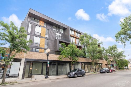 505-4513 N Clark St, Chicago, IL, 60640-8771 | Card Image