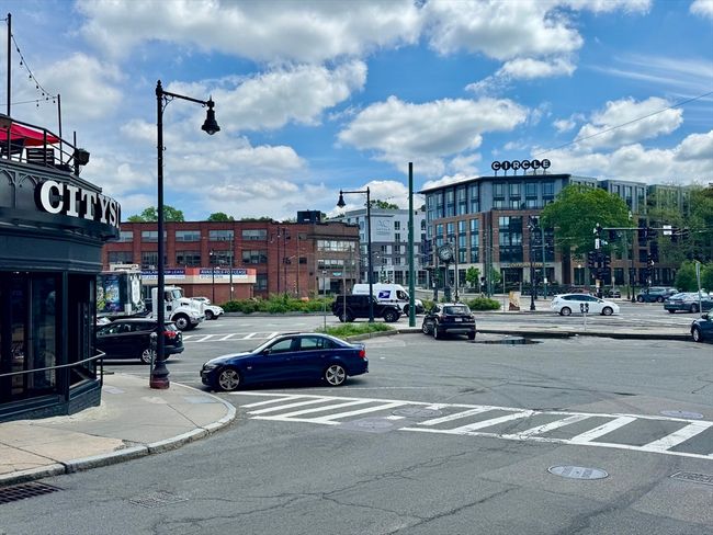 APT-3 - 6 Sutherland Rd, Condo with 2 bedrooms, 1 bathrooms and null parking in Boston MA | Image 15