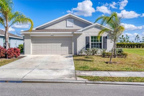 3904 Treasure Oak Way, FORT MYERS, FL, 33905-7231 | Card Image