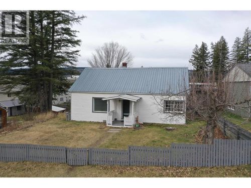 355 Wilson St, Quesnel, BC, V2J2V8 | Card Image
