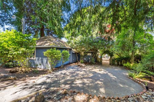 139 Hoylake Rd W, Qualicum Beach, BC, V9K1K3 | Card Image