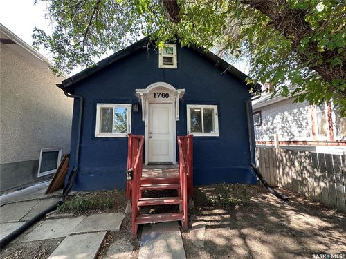 1760 Quebec St, Regina, SK, S4P1J3 | Card Image